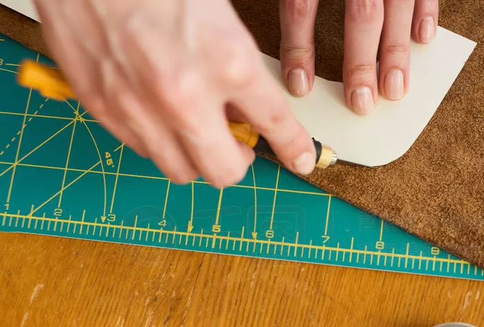 迪先箱包分享延长使用寿命的小技巧