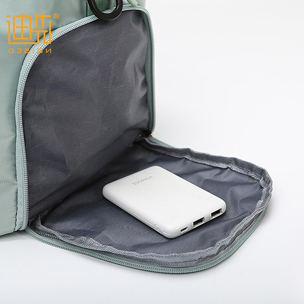 户外休闲运动包 户外休闲运动包