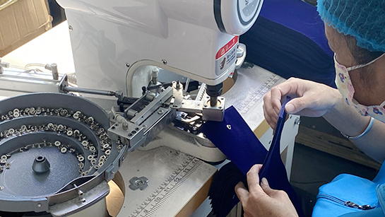 带您体验迪先箱包风格与功能的融合的商务通勤包