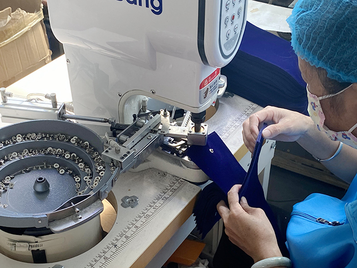 带您体验迪先箱包风格与功能的融合的通勤背包